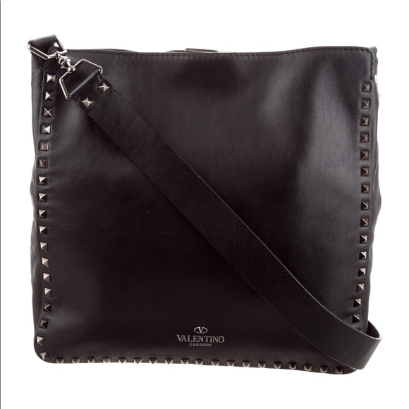 Authentic Black Leather Valentino Rockstud Bag - Picture 3 of 5